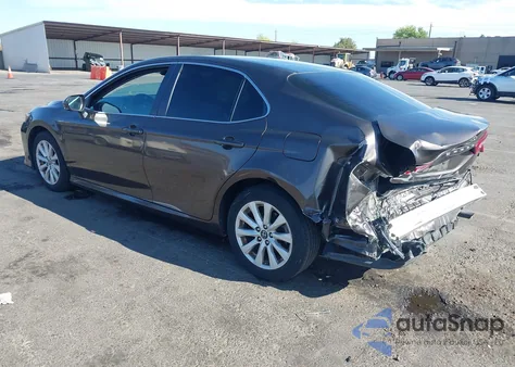 2018 Toyota Camry Le from USA, damaged, VIN 4T1B11HKXJU141231